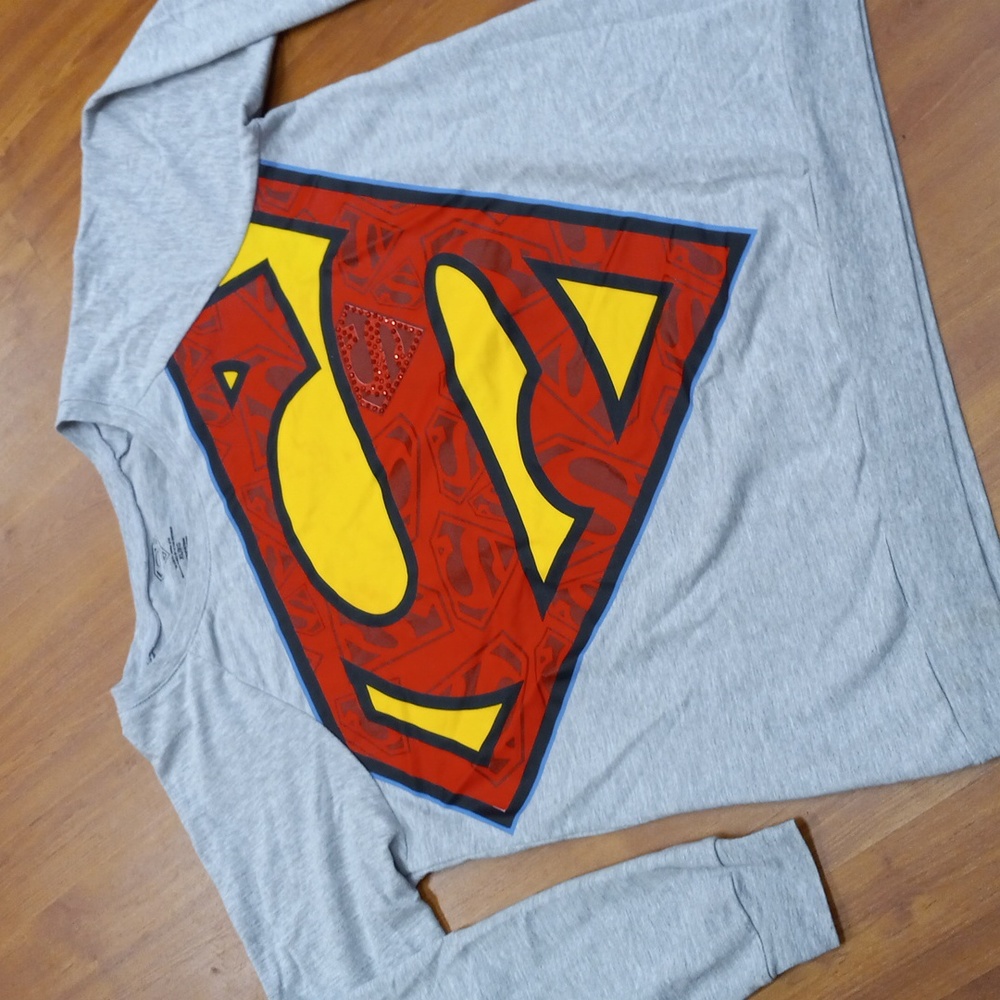 Superman lightweight sweatshirt...